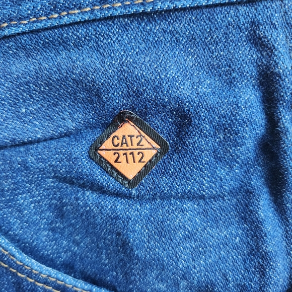 2 Pair Wrangler Men's FR Blue Jeans Size 42x30 One New With Tags/ 1 New Tags Off - Picture 7 of 7